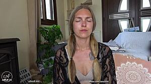 Sædretention og selvbondage meditation for flere orgasmer